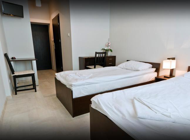 Avion Hotel Świdnik Oda fotoğraf