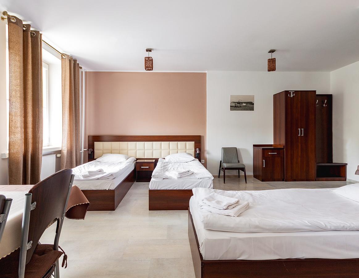 Avion Hotel Świdnik Dış mekan fotoğraf